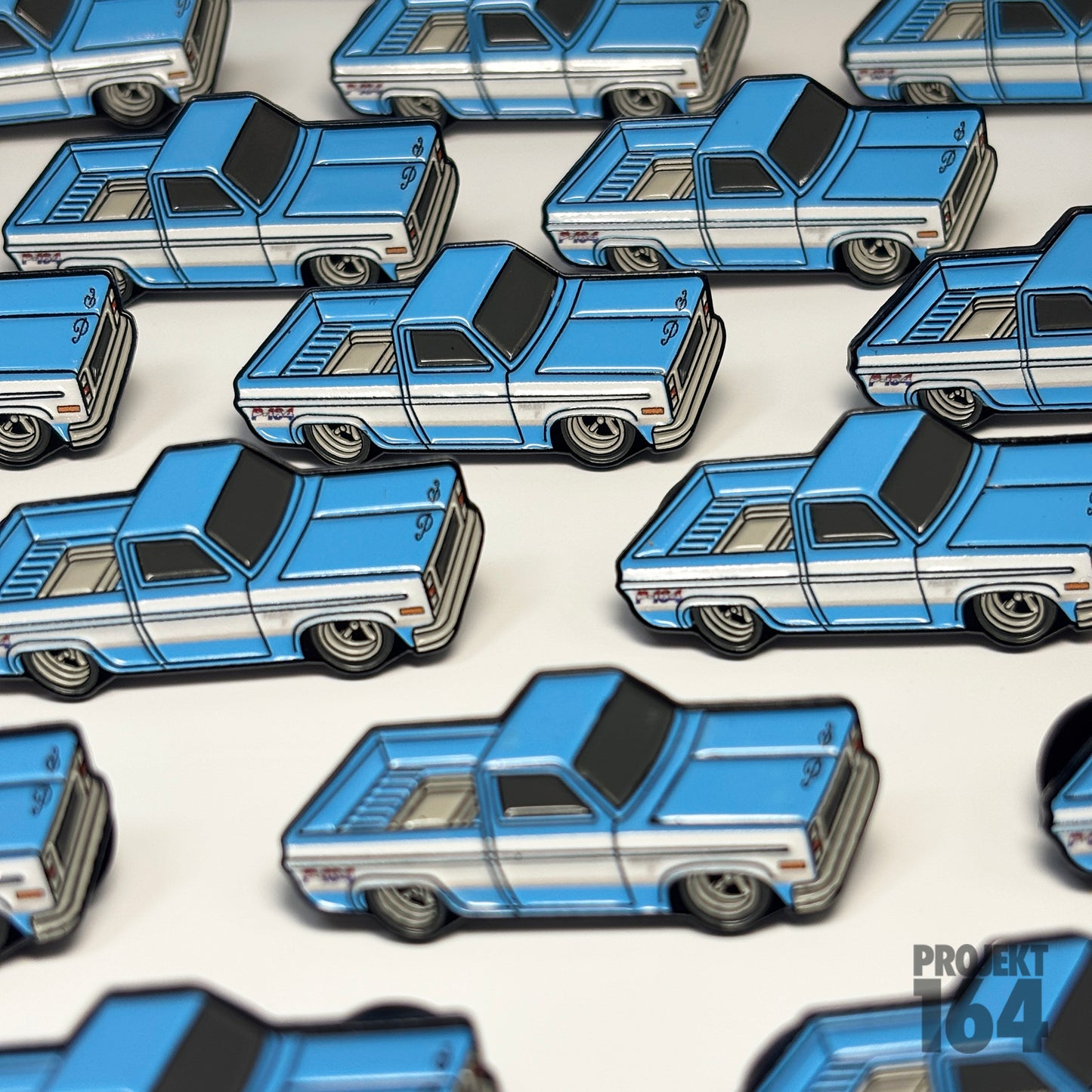 Silvy - Truck Pin -Blue